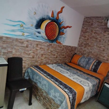 San Andres Vive Paradise Habitaciones Con Bano Privado A 80Mts De La Playa Principal San Andrés Exterior foto